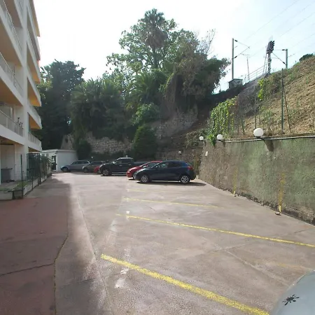 Joli 3p Renove En Bord De Mer Avec Terrasses, Piscine Et Garage A - Fr-1-196-184 *