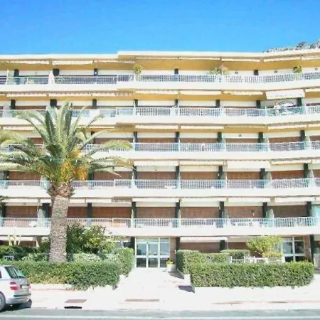 Joli 3p Renove En Bord De Mer Avec Terrasses, Piscine Et Garage A - Fr-1-196-184 * 芒通